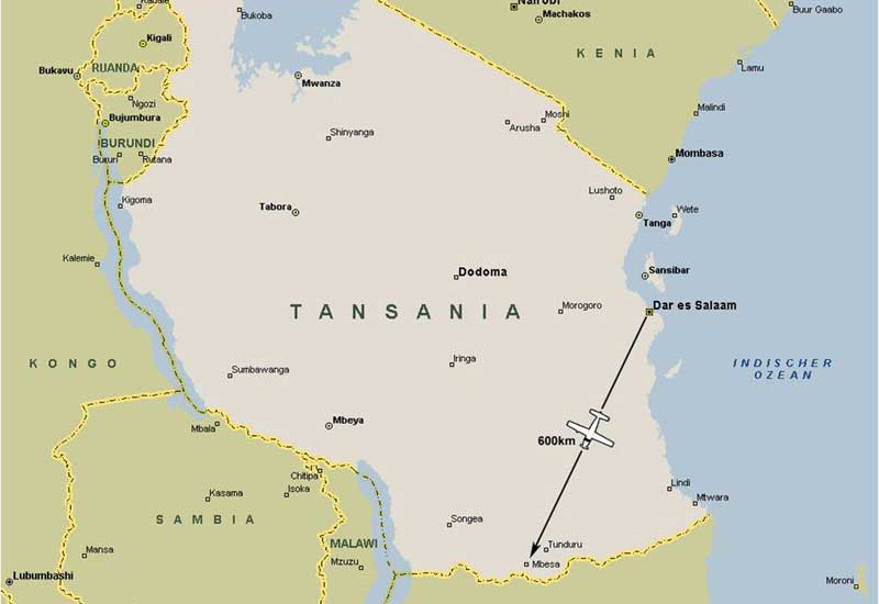 Mbesa is close to the Mozambiquan border Mbesa liegt nahe der tansanisch-mosambikanischen Grenze